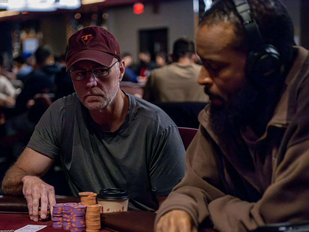 សម្រេចចិត្តលេងស្លុត