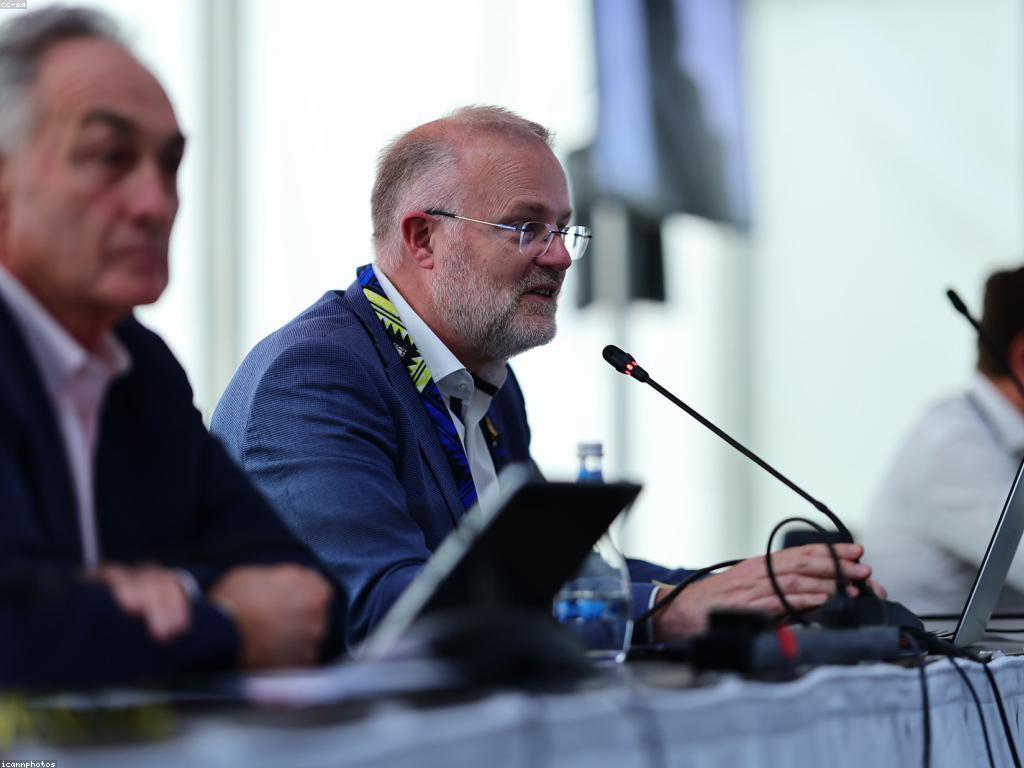 ការយល់ដឹងអំពីព្រឹត្តិការណ៍ស្លុត: ការលេង និងការអភិវឌ្ឍ