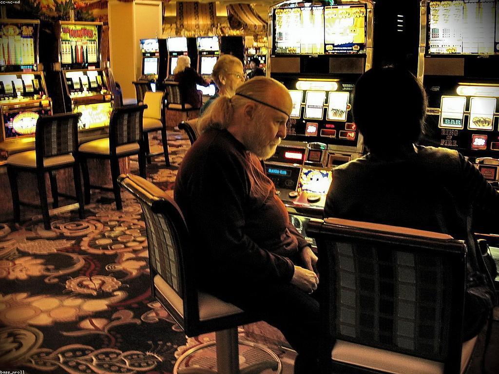 សម្រេចចិត្តលេងស្លុត: ជំហាន និងយុទ្ធសាស្រ្តដើម្បីឈ្នះ