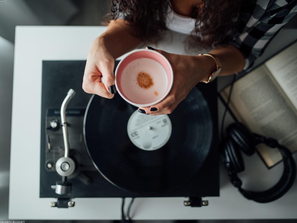 សារៈសំខាន់នៃព្រឹត្តិការណ៍ស្លុតជាសាធារណៈ